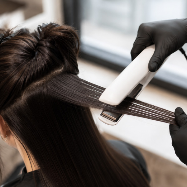 (6)-Professional-Hair-Smoothing-Treatment-at-Avissa-Salon-in-Ann-Arbor-Michigan.-Expert-Stylists.-Ann-Arbor-Best-Hair-Salon
