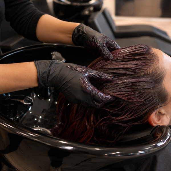 Toner-and-glass-application-at-Avissa-Salon-in-Ann-Arbor-Michigan